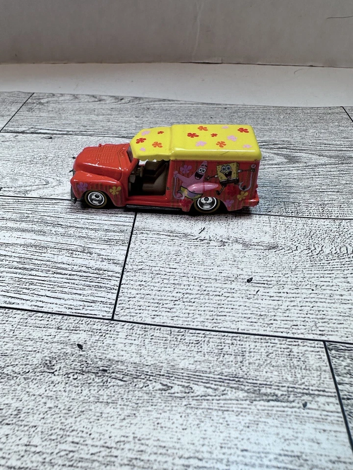 Spongebob Squarepants Custom ‘52 Chevy 2015 Nickelodeon Hot Wheels - Image 2 of 4