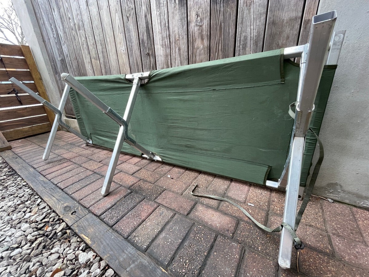 Lit De Camp Militaire US Aluminium Olive   NSN 7105 00 935 0422