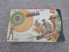 VINTAGE AIRFIX 1/32 GHURKAS WW2 29 SOLDIERS KIT 51471-6 TARGET BOX