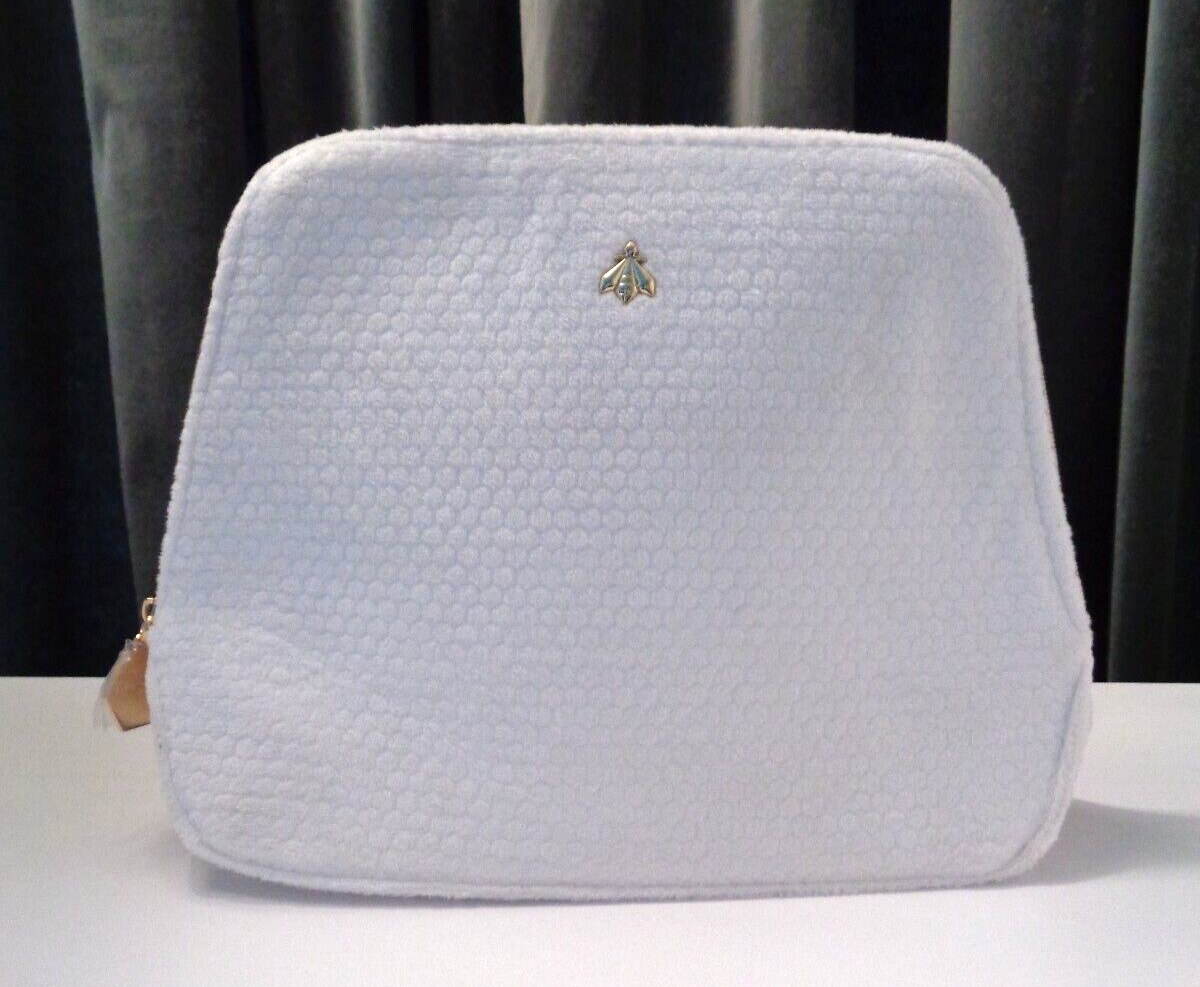 BOLSO DE MAQUILLAJE SUAVE BLANCO GUERLAIN NUEVO CON LOGOTIPOS DE ABEJAS