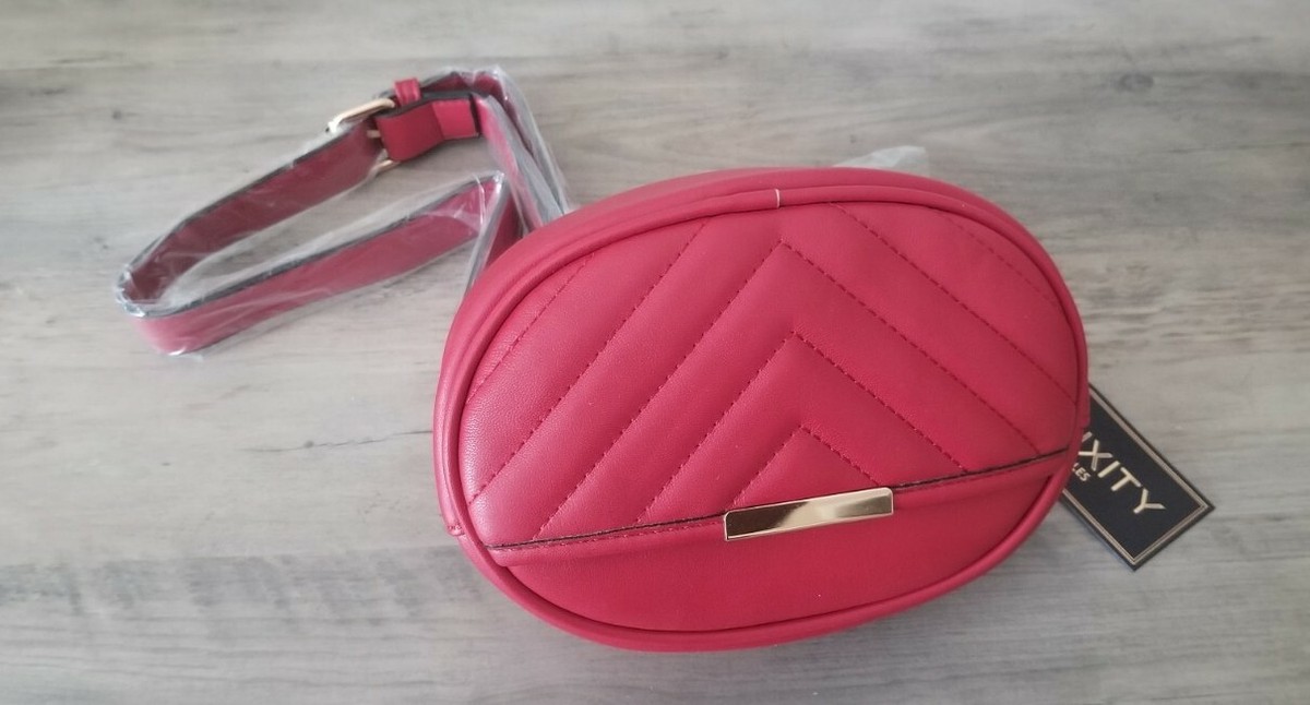 AQUA Red Chevron Quilted Faux Leather Push-lock Fanny pack Bag With PEBBLE FANNY PACK RED - Vegan Pebble Leather with Gold  main image 3