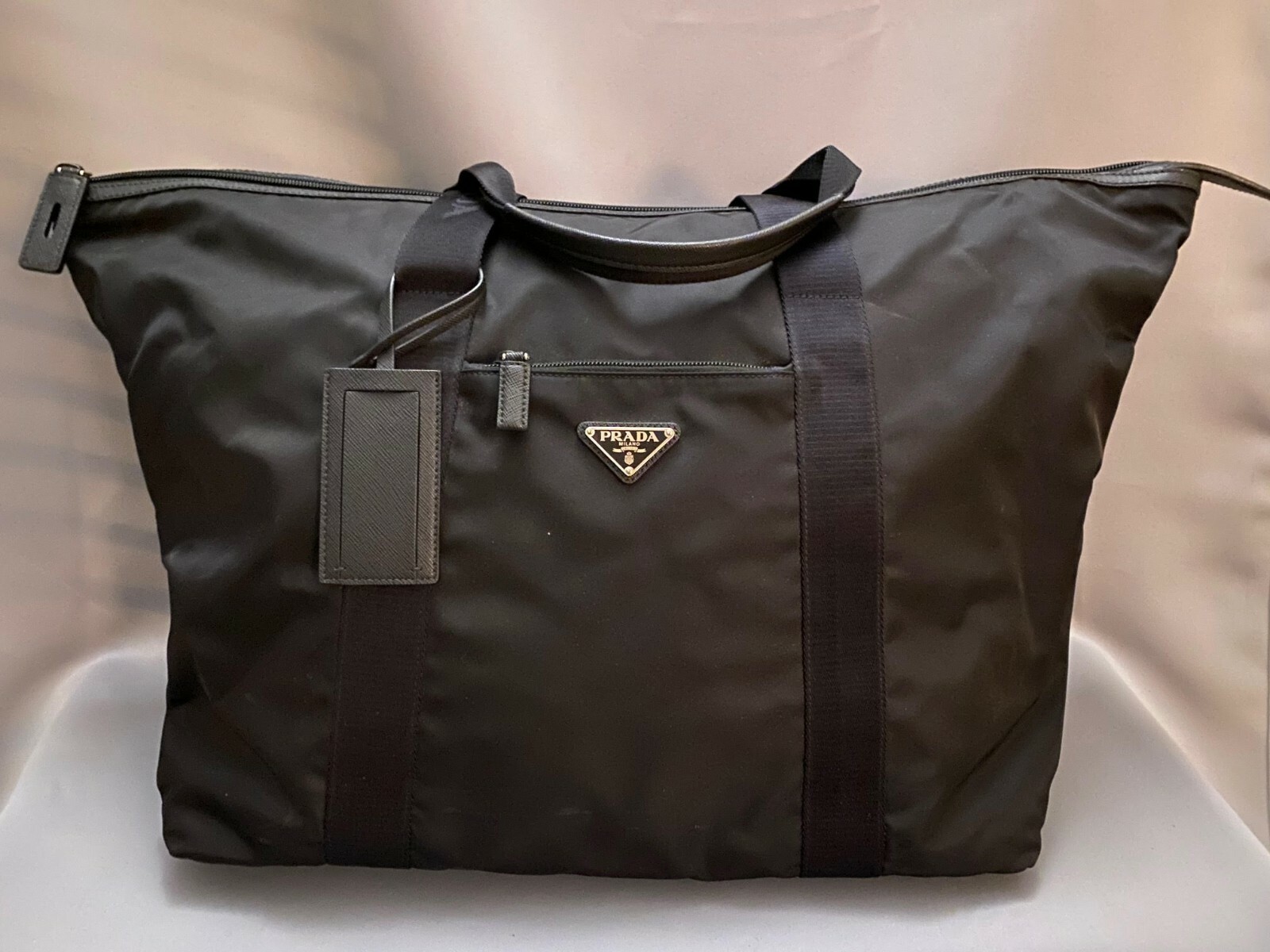 prada duffle bag womens