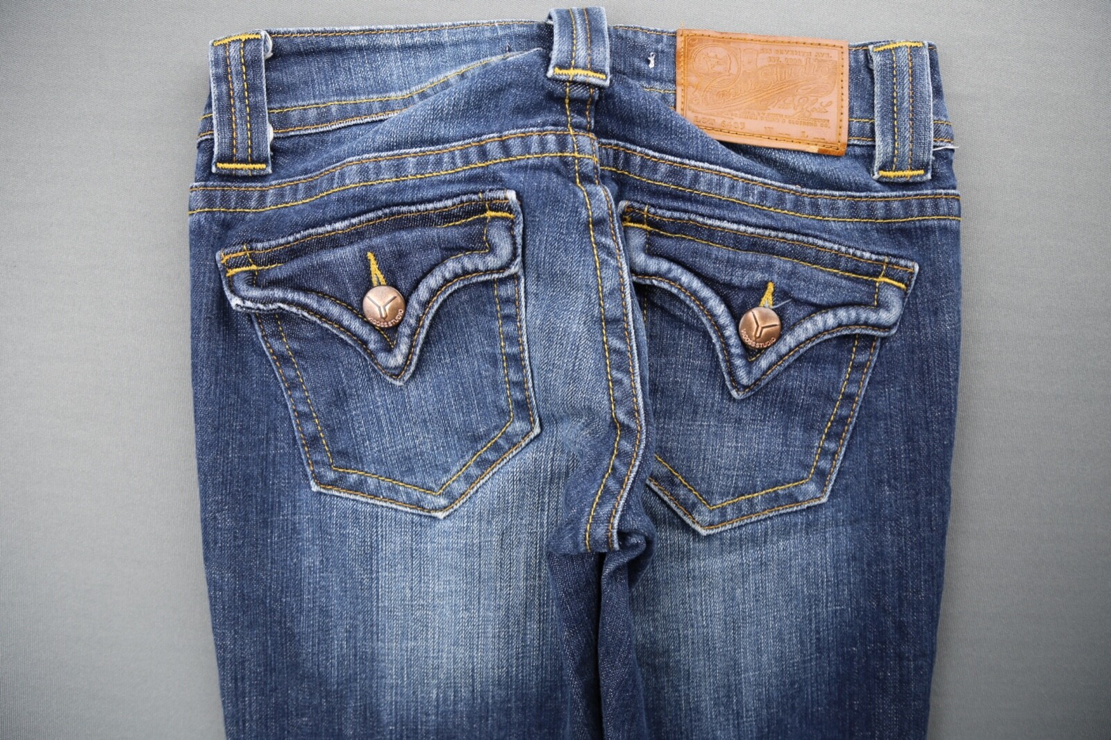 Women's Vigoss Jeans New York Boot Flap Pocket Stretch Size 1/2 (Measure 26x30)