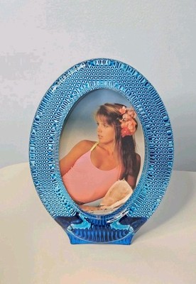 Vintage Aqua Blue Crystal Oval Picture Frame Ribbed 6.25''x 5''