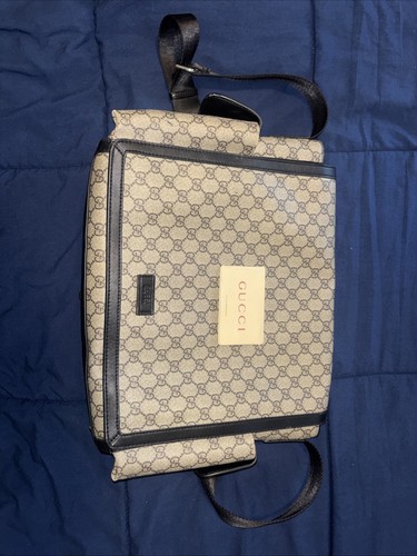 Authentic Gucci gg supreme diaper bag