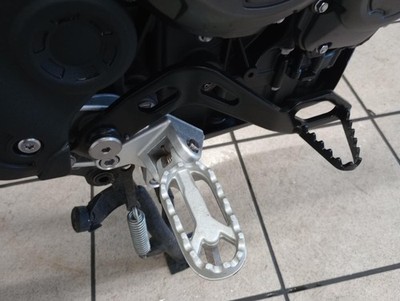 TRIUMPH TIGER 900 GT HÄNGER VORNE RECHTS 2023