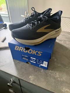 Brooks Glycerin Gts 23 uk size 10.5 only worn 3 times