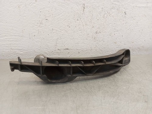 Volkswagen Golf V 2008 Vorne rechts Halterung Stoßstange Stoßfänger vorne