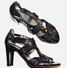 STUART WEITZMAN SZ 8 M BLACK SNAKE PRINT STUDDED LEATHER SANDALS HEELS EXCELLENT