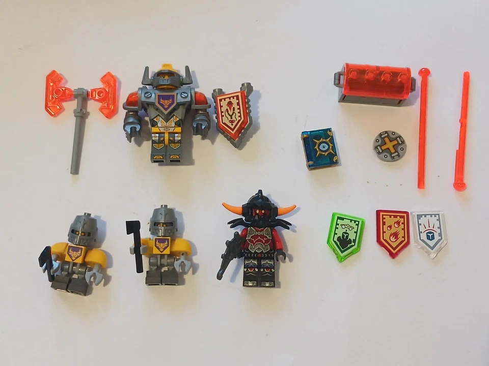 LEGO Nexo Knights :  Axl's Tower Carrier - Set 70322 Complet avec notice - Photo 4/4