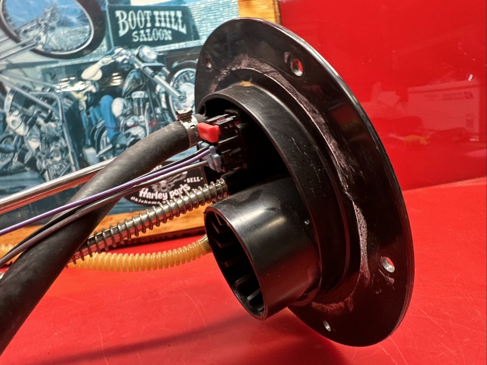 Harley Vrod Vrod V Rod Fuel Pump Housing Assembly Parts Gas Tank Top