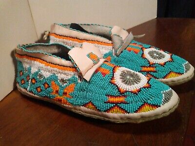 Vintage Native American Cheyenne Beaded Moccasins | eBay Vintage Native American Cheyenne Beaded Moccasins | eBay