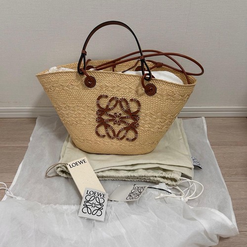 LOEWE basket bag anagram 925255
