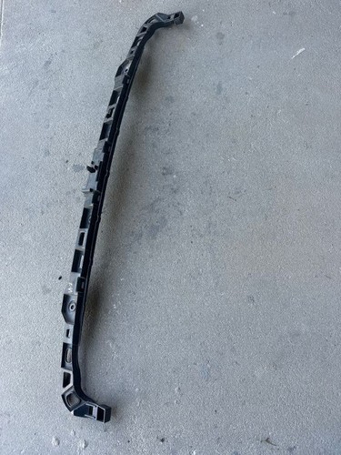 Volkswagen Golf VI 2009 Halterung Stoßstange Stoßfänger hinten 5K6807863