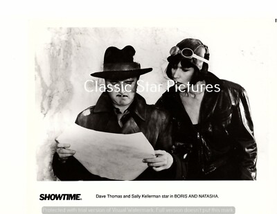 P494 Dave Thomas Sally Kellerman Boris and Natasha 1992 vintage photograph