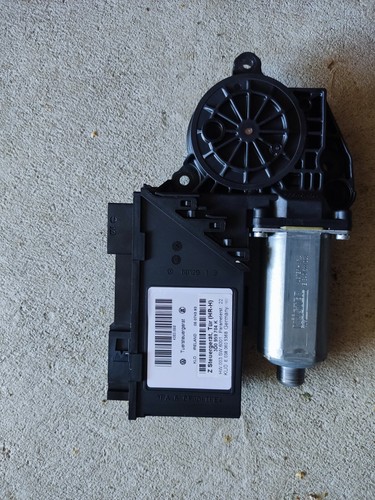 Türsteuergerät / Fensterhebermotor Phaeton hinten rechts 3D0959704K