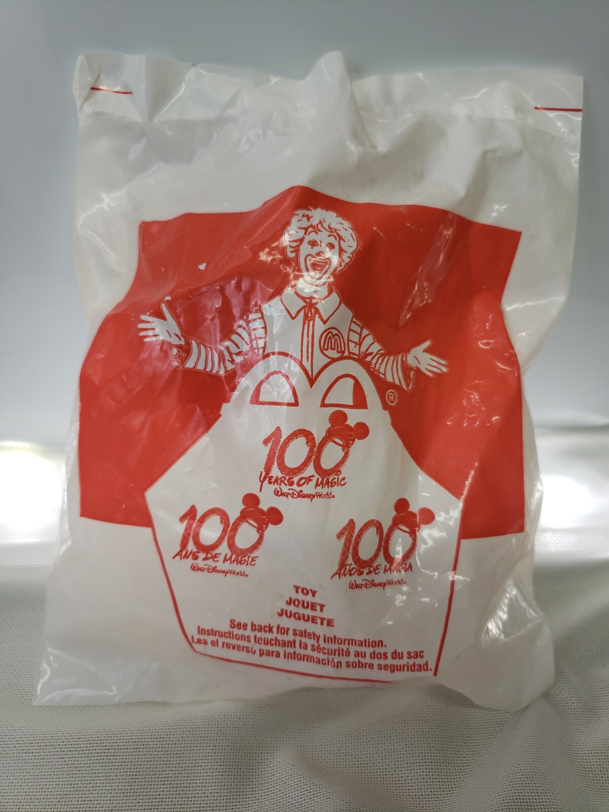 Mcdonalds Disney 100 Years Of Magic ROBIN HOOD Figure Toy NEW SEALED