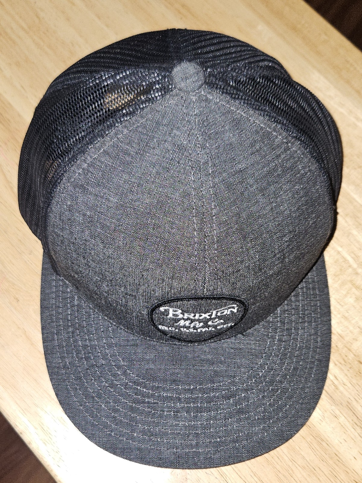 NWOT Brixton Mfg Co Wheeler Trucker Mesh Snapback Hat Cap Black Gray