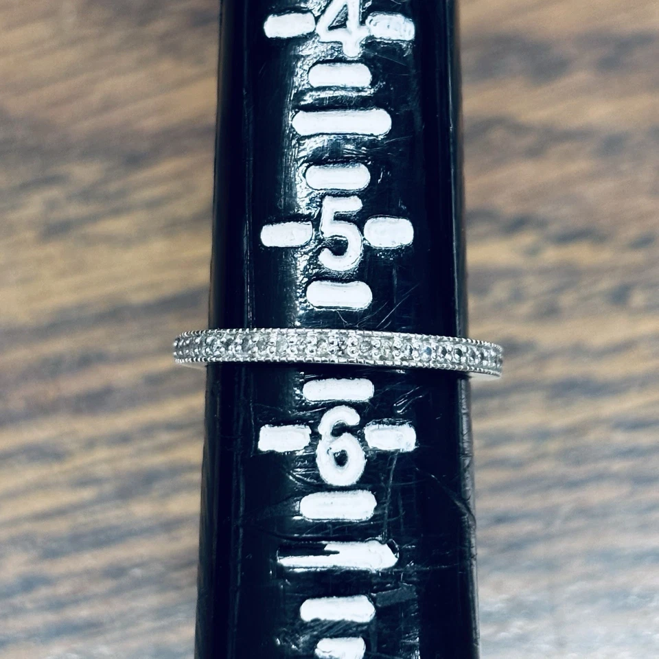 10k White Gold Diamond Pave Anniversary Engagement Wedding Ring Band Size 5.5 - Image 4 of 4