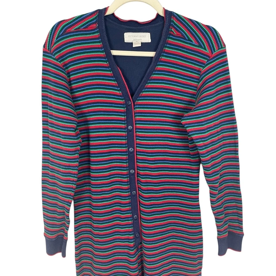 Pijama listrado Victoria's Secret algodão térmico longo Jane peça única tamanho médio - Imagem 2 de 4