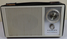Lloyds Model 7S448 Solid State AC/DC Portable 12 Transistor Circa 1968 UNTESTED
