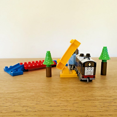 Mega Bloks Blocks Toby Hard At Work 10512 - Thomas & Friends Railway Push Trains