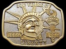IK13112 NICE VINTAGE 1986  100 YEARS OF STATUE OF LIBERTY  BELT BUCKLE