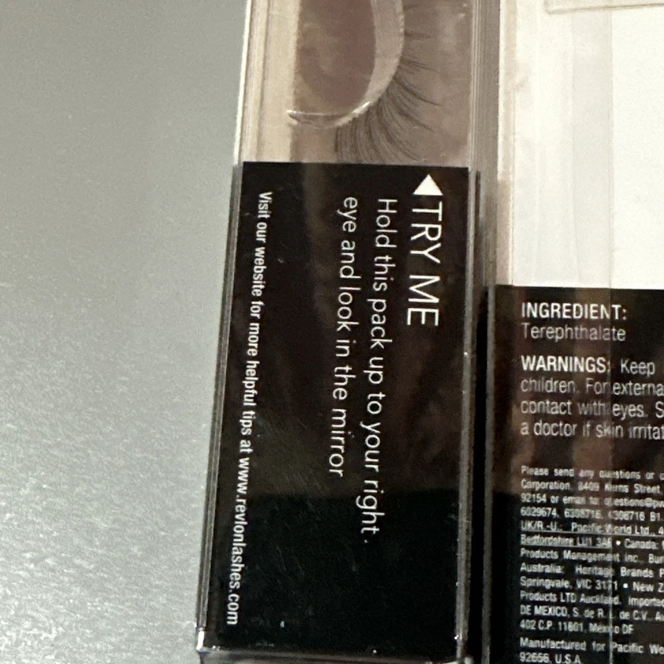 Revlon Define Feather Lite D22 1 Pair Lot Of 2 - Image 3 of 4