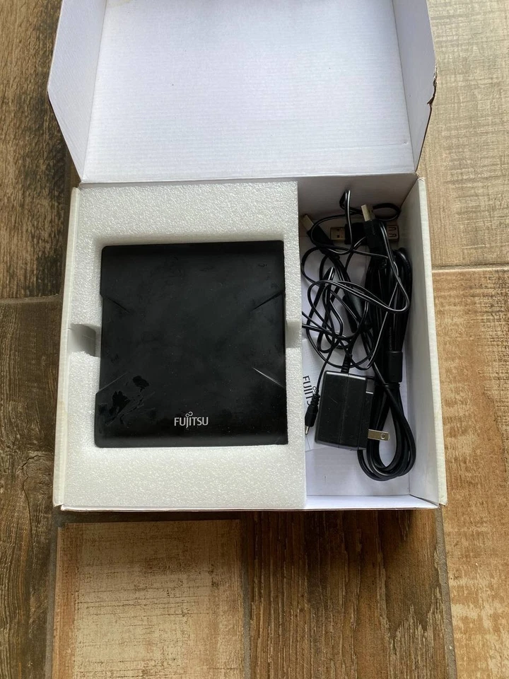 Unidad delgada FPCDLD52 Fujitsu 8x DVD-RW DVD-RW USB 2.0 externa negra Foto 2 de 4