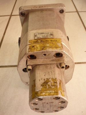Orsta Tandem Pump Hydraulic Pump Takraf DFG 4002 3002 3202 N-A C40-2L A6.3L