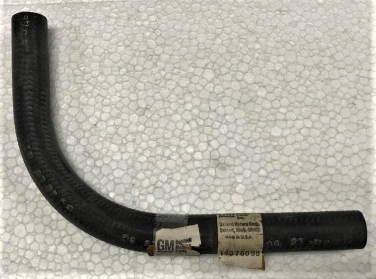 ORIG GM NOS 1985 1986 CAMARO V6 2.8 MOLDED 90 DEGREE SHORT ORIG GM NOS 1985 1986 CAMARO V6 2.8 MOLDED 90 DEGREE SHORT