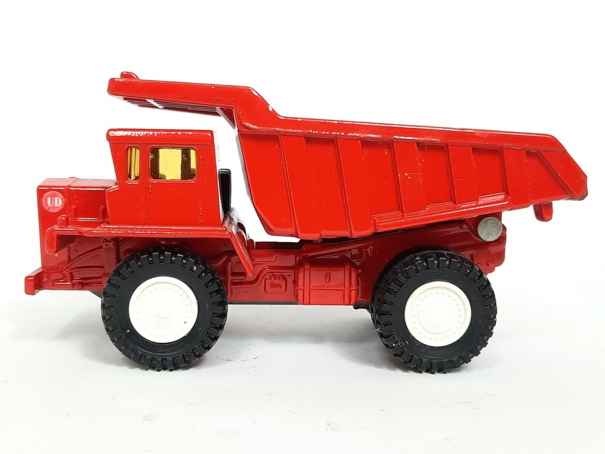 I*】様 トミカ Dandy ミニカーダンディセット 1983年カタログ付き ス Tomica Dandy No.026 Nissan Diesel Heavy Dump Truck 1/83 Diecast EX