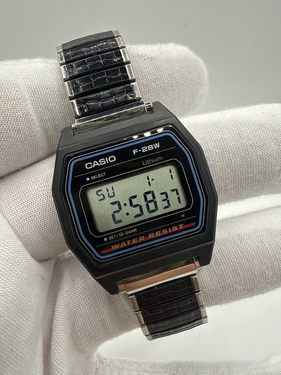 CASIO F-28W　週末セール中 Vintage Casio F-28W Digital Watch New Battery Runs Clean | eBay