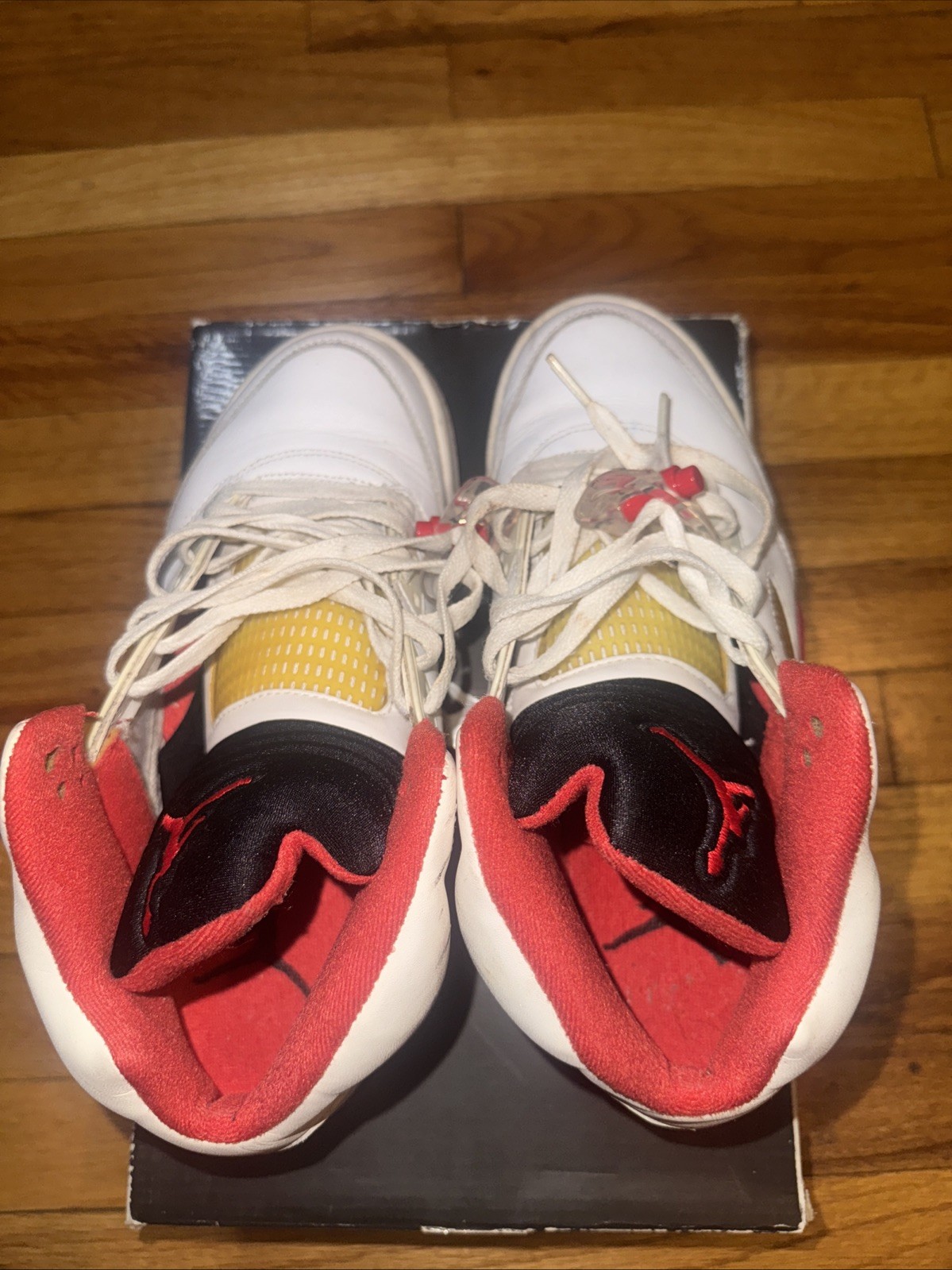 Size 8.5 - Nike Air Jordan 5 Retro 2006 Fire Red Jumpman 23 Sneakers Beaters