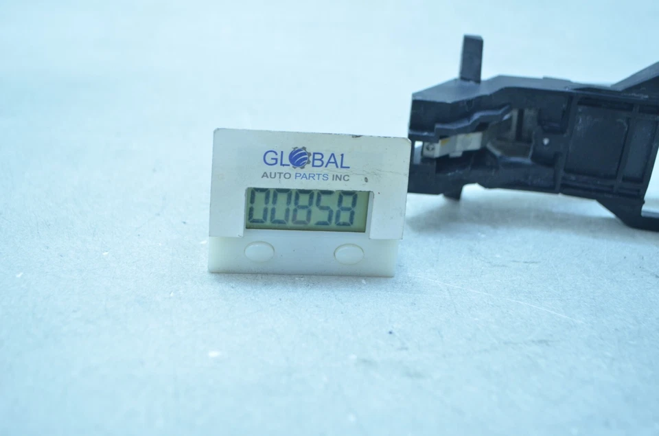 03-06 MERCEDES-BENZ W211 E500 MANIJA PUERTA EXTERIOR DELANTERA IZQUIERDA PLATEADA OEM Foto 2 de 4