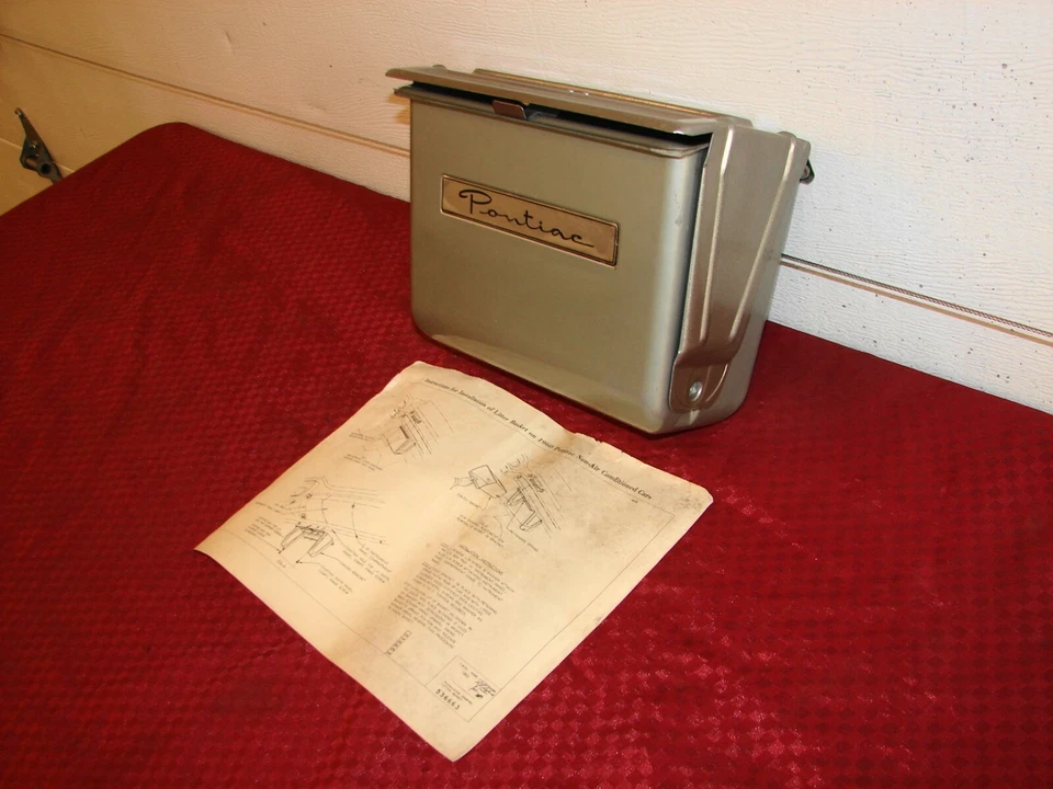 Contenedor de basura Pontiac Bonneville Catalina Ventura 60 1960 como nuevo GM Foto 2 de 4