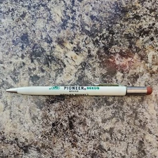 Vintage Pioneer Seed Scripto Mechanical Pencil Marquette Nebraska Howare Russell