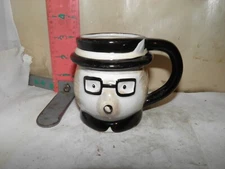 ROOM ESSENTIALS FOX IN A SUIT AND HAT MUG - MADE IN CHINA