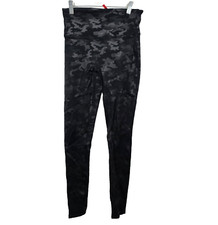 Spanx Faux Leather Camo Leggings Matte Black Size M Contoured Power Waistband