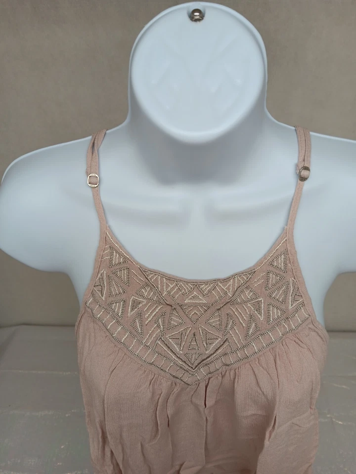 AEROPOSTALE MUJER BABYDOLL BORDADO ROSA MEDIO CORREA AJUSTABLE Foto 2 de 4