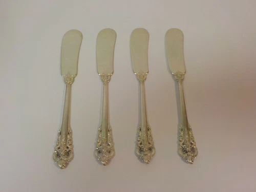 Set/12 Wallace GRAND BAROQUE Sterling Silver Butter Spreaders
