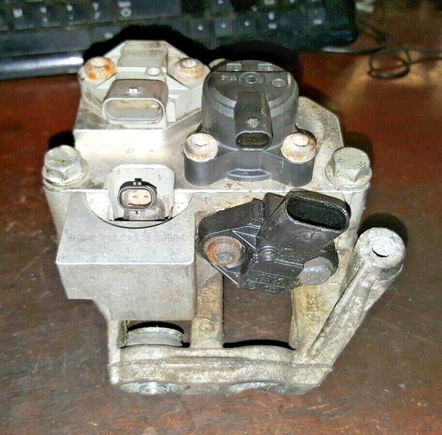 DETROIT DD15 FUEL DOSER VALVE ASSY A4710700055 BOSCH 0444030007 eBay