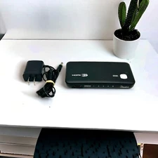 Rocketfish RF-G1185 Black 4-Port HDMI 3D Selector Switch Box NO REMOTE Tested