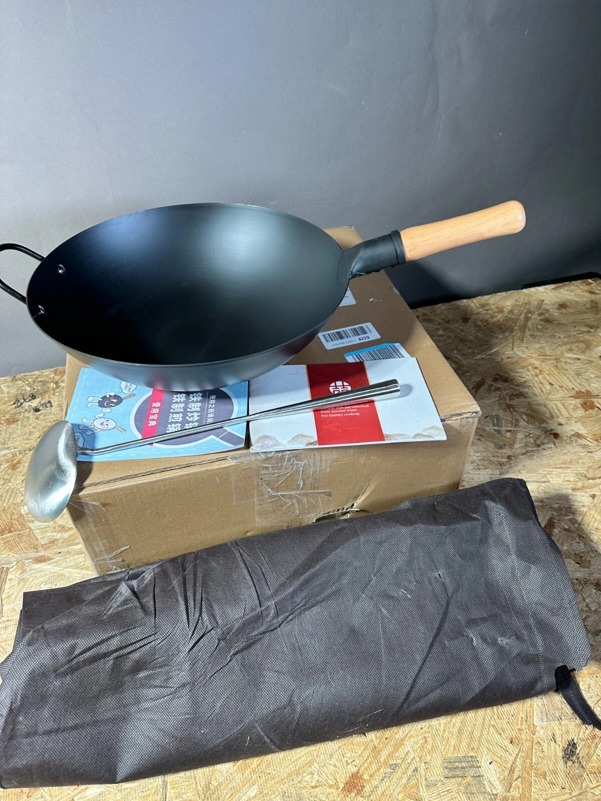WANGYUANJI Iron Wok, 14.17’’ Traditional Round-Bottom Wok NEW 36cm
Opens in a new window or tab