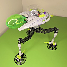 LEGO Alien Conquest: Tripod Invader (7051) Complete W/ Minifigures, Inst. & Box!