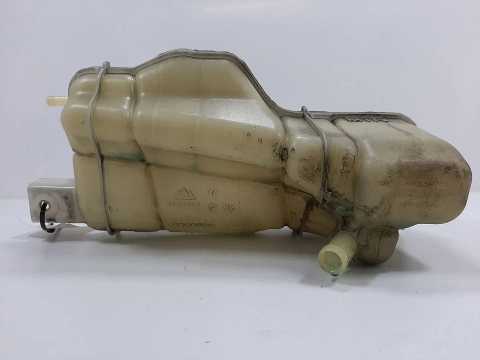 NISSAN Pulsar N-TEC 2015 Coolant Overflow Bottle - Image 4 of 4