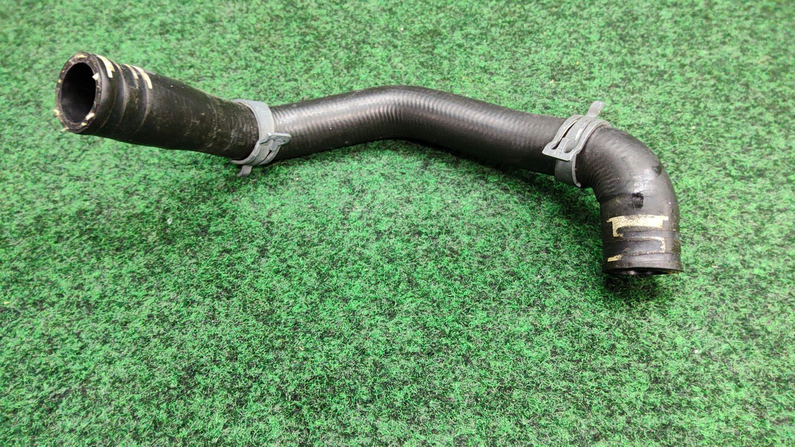 2017-2019 Audi A4 Quattro Coolant Hose / Line Oem 8w0819370c
