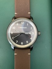 WENGER ATTITUDE 01.1541.122 Herrenuhr Kalbsleder