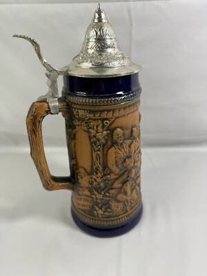 BEER STEIN GERZ HANDARBEIT GERMAN ''BEI TANZ UND SCHERZ BLEIBT JUNG DAS HERZ''  