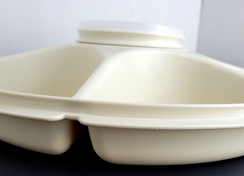 TUPPERWARE® Divided Veggie/Meat/Cheese Serving Tray w/Dip Bowl & Lid (3 pieces) - Picture 7 of 8
